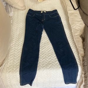 Abercrombie and Fitch dark wash jegging size medium